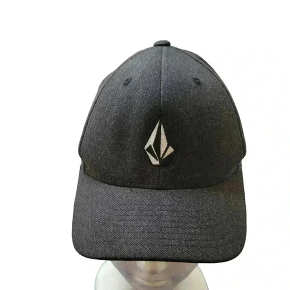 Volcom Flexfit Boys Hat NWOT - Picture 1 of 6